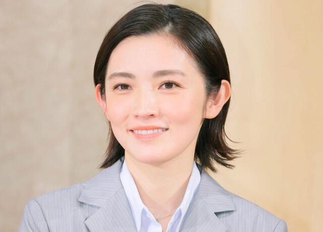 娘が難病の44歳女優「ママ友は友達か」