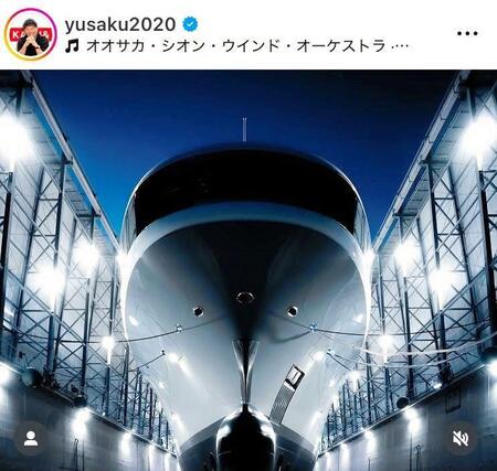 見たこともない脚線美のデザイン！前澤友作氏のインスタグラム＠ｙｕｓａｋｕ２０２０より