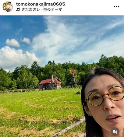 中嶋朋子のインスタグラム＠ｔｏｍｏｋｏｎａｋａｊｉｍａ０６０５（８月９日付）より