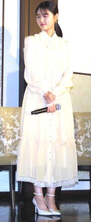 　劇場アニメ「不思議の国でアリスと　－Ｄｉｖｅ　ｉｎ　Ｗｏｎｄｅｒｌａｎｄ－」イベントに出席した原菜乃華