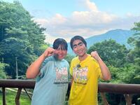 　（左から）村山夢和さん、イモトアヤコ