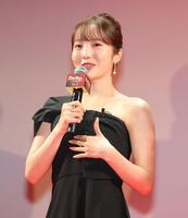 　あいさつする本田真凜（撮影・西岡正）