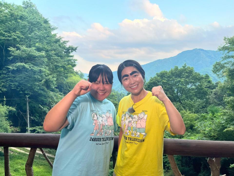 　（左から）村山夢和さん、イモトアヤコ