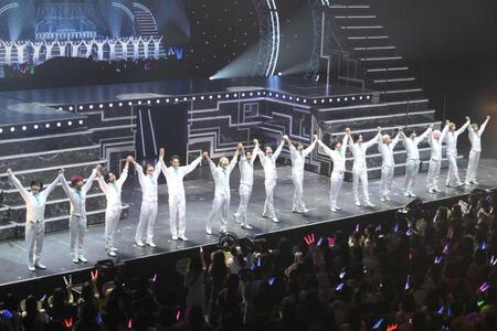 　パフォーマンスする少年忍者（撮影・伊藤笙子）