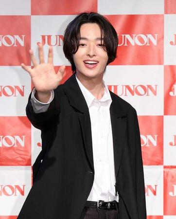 　ゲストとして登場した谷原七音（撮影・佐々木彰尚）