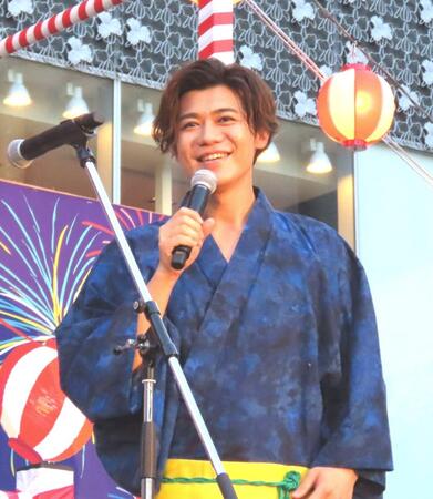 上野観光大使に就任した新浜レオン