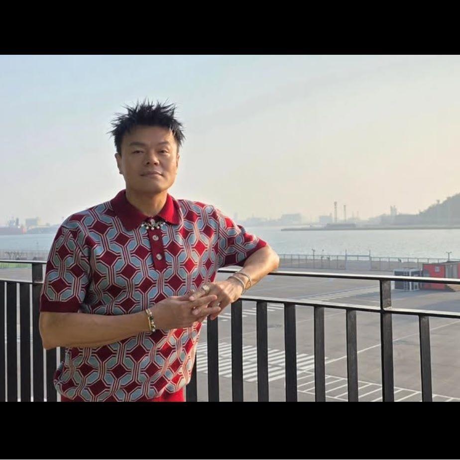 　パク・ジニョン（Ｊ．Ｙ．　Ｐａｒｋ）の公式インスタグラム＠ａｓｉａｎｓｏｕｌ＿ｊｙｐより　ＴＷＩＣＥの生みの親、パク・ジニョン