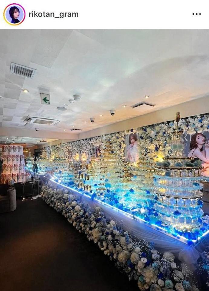 さすが元アイドル！さすが「神５」！バースデーイベントのシャンパンタワーがすごすぎる！天海りこインスタグラム＠ｒｉｋｏｔａｎ＿ｇｒａｍより