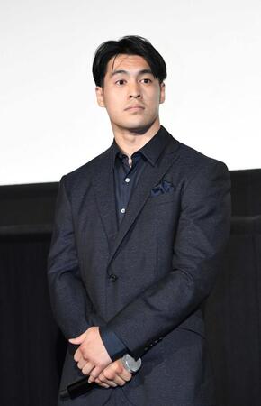 　赤井英五郎さん