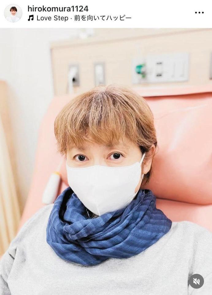 ８月７日、３２回目の抗がん剤治療を受けた古村比呂。８月８日付のインスタグラム＠ｈｉｒｏｋｏｍｕｒａ１１２４より