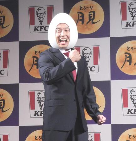 　「パワー！」を披露するなかやまきんに君