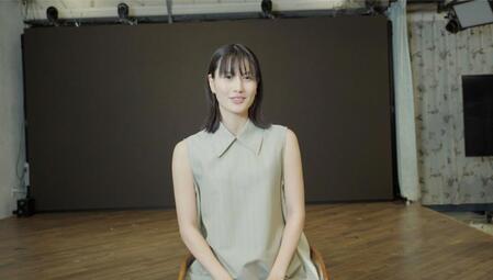 　未来の先生を務める橋本愛