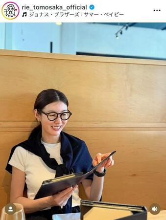 　ともさかりえのインスタグラム＠ｒｉｅ＿ｔｏｍｏｓａｋａ＿ｏｆｆｉｃｉａｌより 