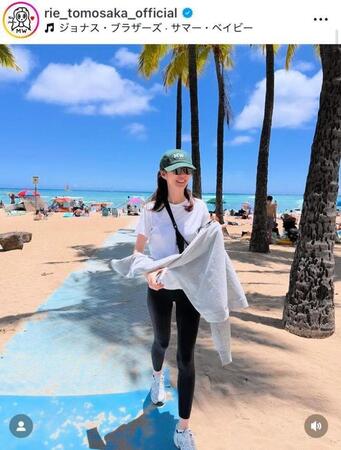 　ともさかりえのインスタグラム＠ｒｉｅ＿ｔｏｍｏｓａｋａ＿ｏｆｆｉｃｉａｌより 