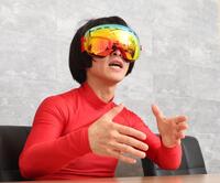 　「１００倍アレルギー克服記」を出版した、ちびシャトル（撮影・佐々木彰尚）