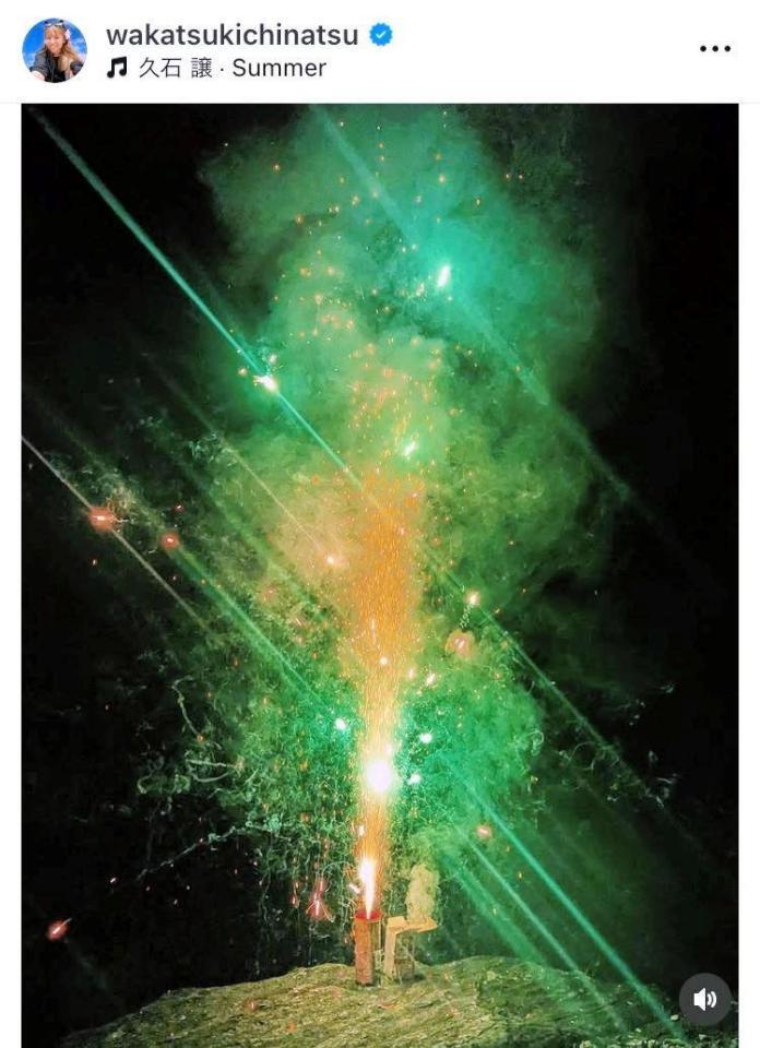 　若槻千夏のインスタグラム＠ｗａｋａｔｓｕｋｉｃｈｉｎａｔｓｕから