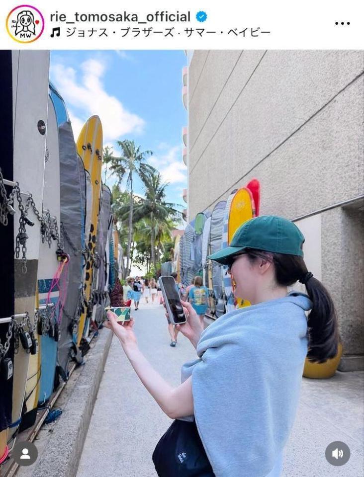 　ともさかりえのインスタグラム＠ｒｉｅ＿ｔｏｍｏｓａｋａ＿ｏｆｆｉｃｉａｌより 