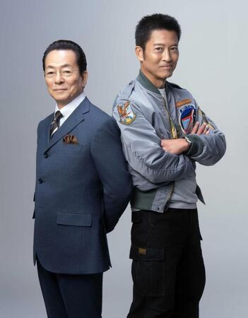 　「相棒　ｓｅａｓｏｎ２４」に出演する水谷豊（左）と寺脇康文