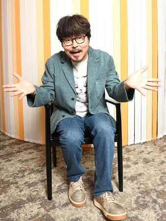 　飾らないお茶目な一面を見せる小澤征悦（撮影・園田高夫）