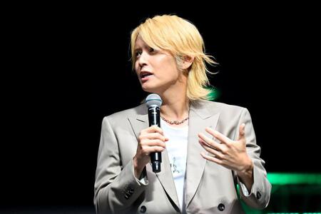 　トークで盛り上げる手越祐也　©２０２５　Ｒｉｏｔ　Ｇａｍｅｓ，　Ｉｎｃ．　Ｕｓｅｄ　Ｗｉｔｈ　Ｐｅｒｍｉｓｓｉｏｎ