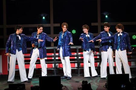 　初ツアー最終日のステージに立つＭＡＴＳＵＲＩ