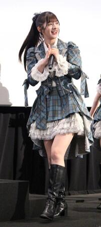 　舞台あいさつに登壇した≠ＭＥの河口夏音