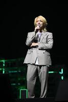 　トークで盛り上げる手越祐也　©２０２５　Ｒｉｏｔ　Ｇａｍｅｓ，　Ｉｎｃ．　Ｕｓｅｄ　Ｗｉｔｈ　Ｐｅｒｍｉｓｓｉｏｎ