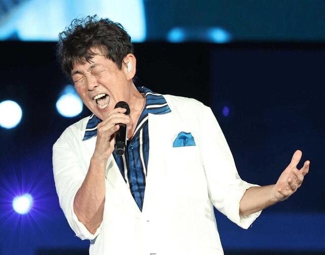 TUBE 夏恒例36回目のハマスタ公演 3万4000人ファン陶酔