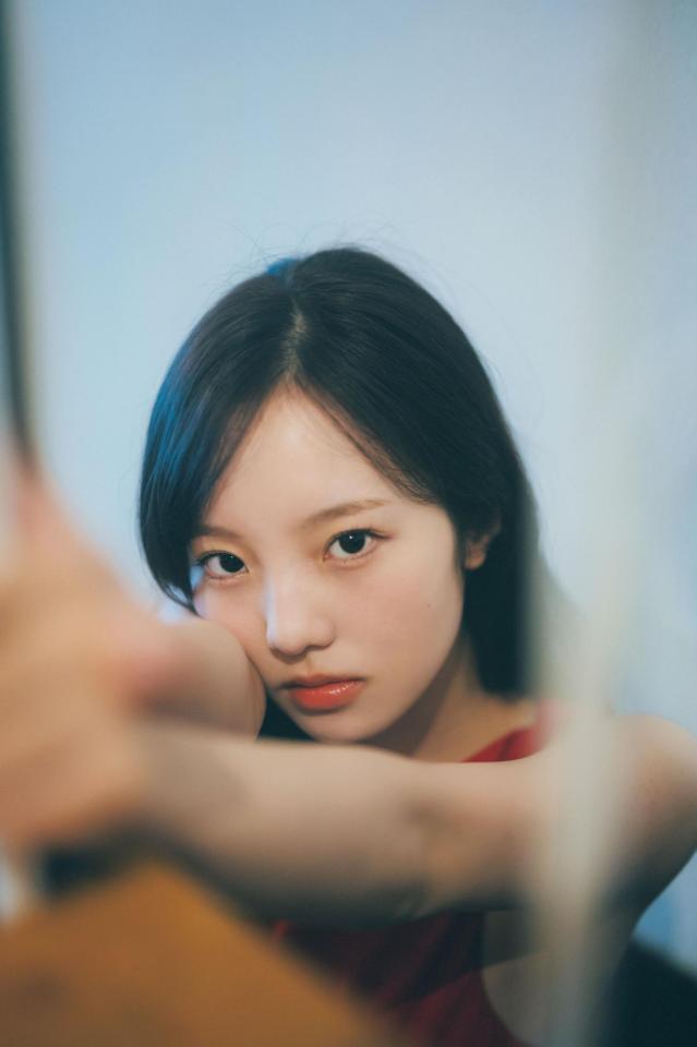 　本田真凜の１ｓｔ写真集「ＭＡＲＩＮ」より　Ⓒ東京祐／講談社