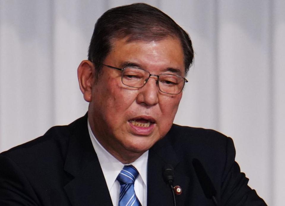 「遠足か！」「めちゃいい顔ｗ」石破茂首相、英空母で戦闘機に座る写真をＳＮＳ→操縦桿握りマニアの顔　千件コメ殺到「思い出作りｗ」「だから辞めなかったんか」「楽しいことあったね」