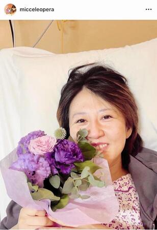 入院中の姿。ミッチェルさんのインスタグラム＠ｍｉｃｃｅｌｅｏｐｅｒａより