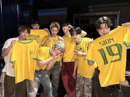 ＹＯＵＮＩＴＥの公式Ｘ＠ＹＯＵＮＩＴＥ＿ｏｆｆｃｌより