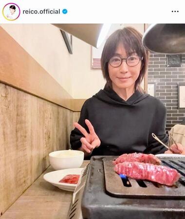 　おひとり焼き肉を楽しむ高島礼子のインスタグラム＠ｒｅｉｃｏ．ｏｆｆｉｃｉａｌより