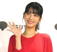 　写真集「２５」を発売した浜辺美波