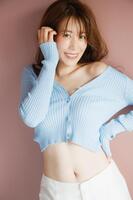 　中川安奈アナウンサーの誌面未公開カット　©集英社／菊地泰久