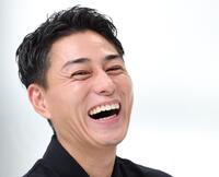 　インタビュー中も笑顔が絶えない木村拓也アナウンサー（撮影・吉澤敬太）