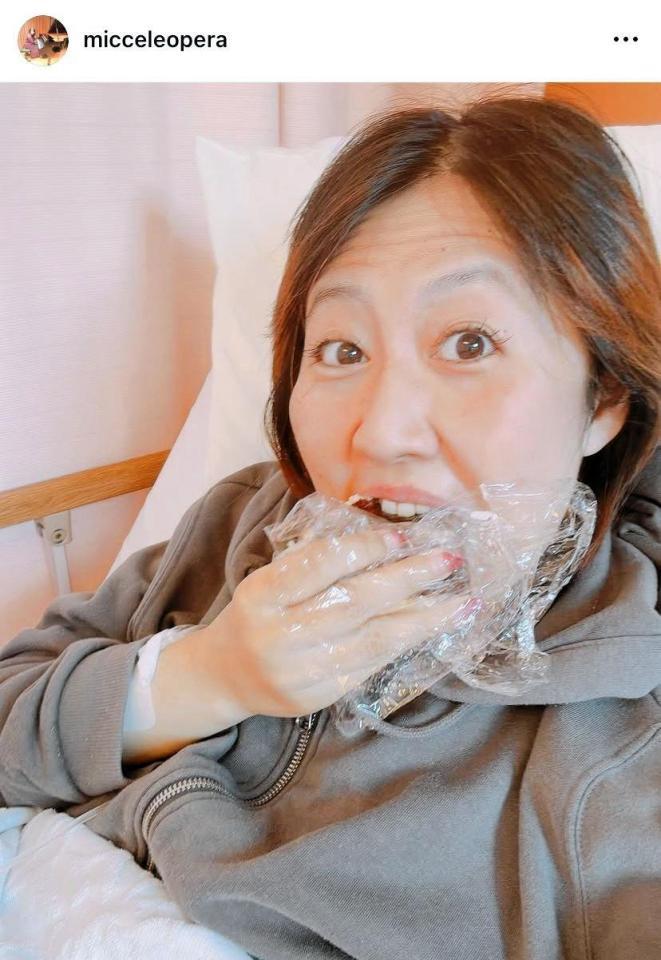 入院中の姿。ミッチェルさんのインスタグラム＠ｍｉｃｃｅｌｅｏｐｅｒａより