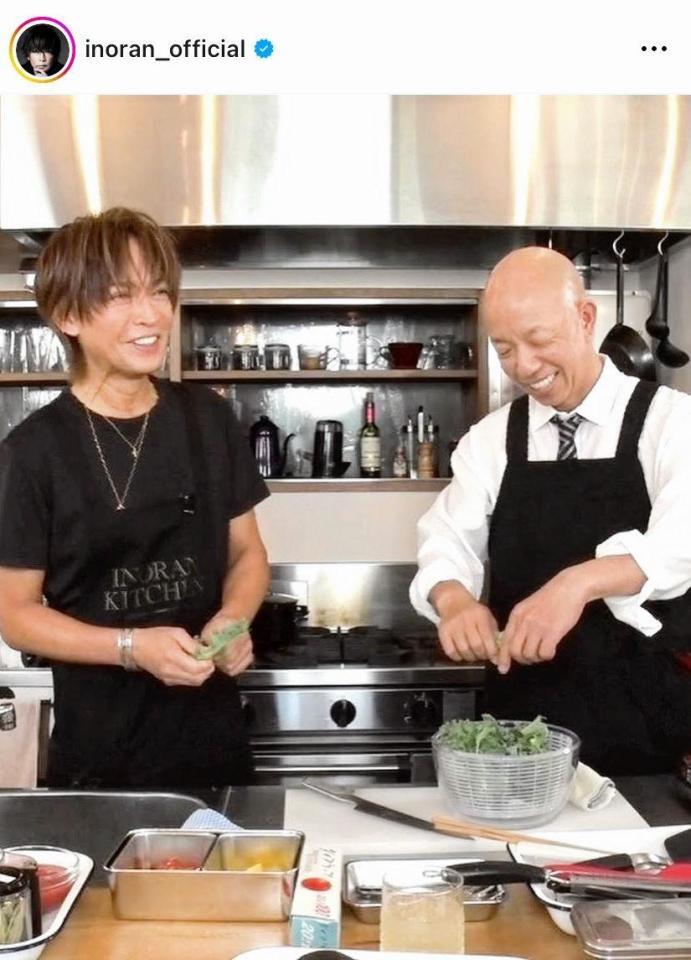 　思わず手のサイズを隣の芸人と比べちゃう。ＩＮＯＲＡＮのインスタグラム＠ｉｎｏｒａｎ＿ｏｆｆｉｃｉａｌより