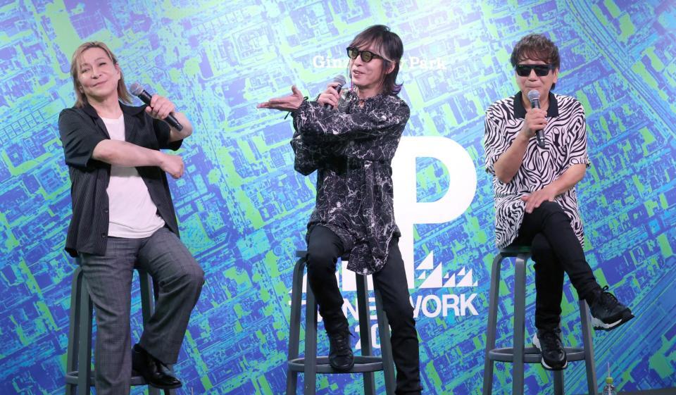 　トークで盛り上がるＴＭ　ＮＥＴＷＯＲＫ（左から）小室哲哉、宇都宮隆、木根尚登（撮影・金田祐二）