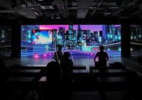 　迫力の映像コーナー（撮影・金田祐二）