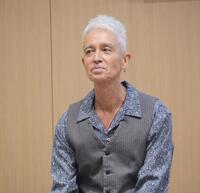 　会見に出席したマーク・パンサー