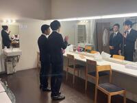 　１０回目の単独公演「噂をすれば．．．」の初日公演に臨んだキュウの舞台裏