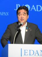 あいさつする坂井学・内閣府特命担当大臣