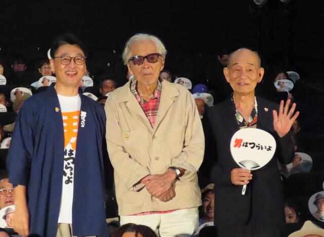 山田洋次監督 直筆サイン入りA4写真 男はつらいよ 山田洋次監督と