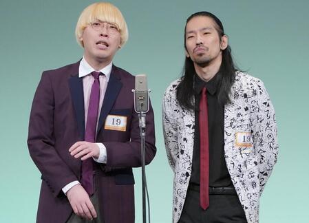 　真空ジェシカ・ガク（左）と川北茂澄