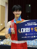 　チャン・ドンユンの公式インスタグラム＠ｄｏｎｇｙｏｏｎ＿０７１２より