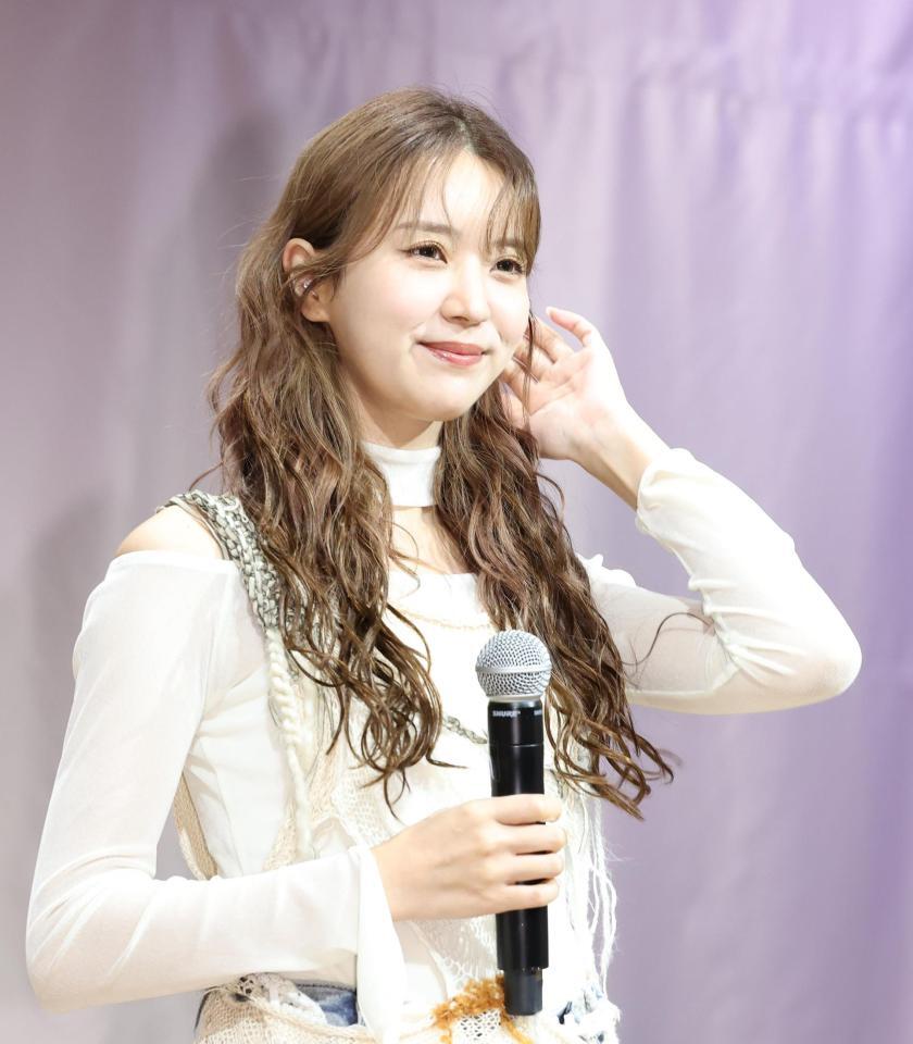 会見に登場したｙｏｕｓｔｉ＝東京・六番町のソニー・ミュージックエンタテインメント本社（撮影・佐々木彰尚）