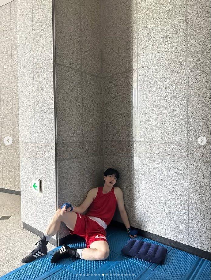 　チャン・ドンユンの公式インスタグラム＠ｄｏｎｇｙｏｏｎ＿０７１２より