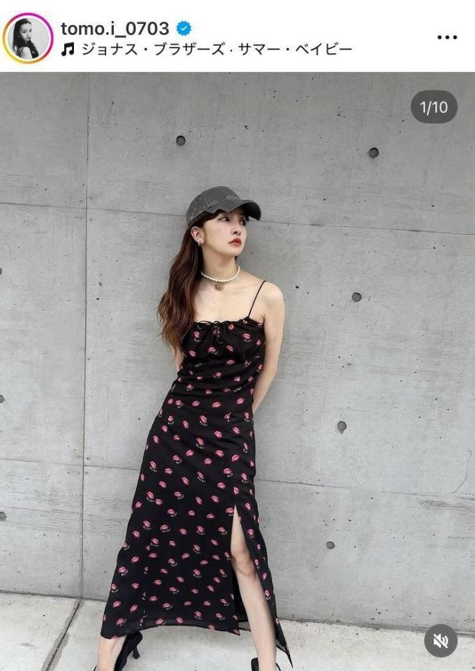 　板野友美のインスタグラム＠ｔｏｍｏ．ｉ＿０７０３（７月１１日付）より