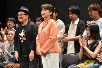 　セレモニーに参加したジュディ・オング（中央）